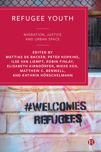 Telling the stories of young refugees in a range of international settings, this book explores how newcomers navigate urban spaces and negotiate multiple injustices in their everyday lives, giving voice to refugee youth from a wide variety of social backgrounds.